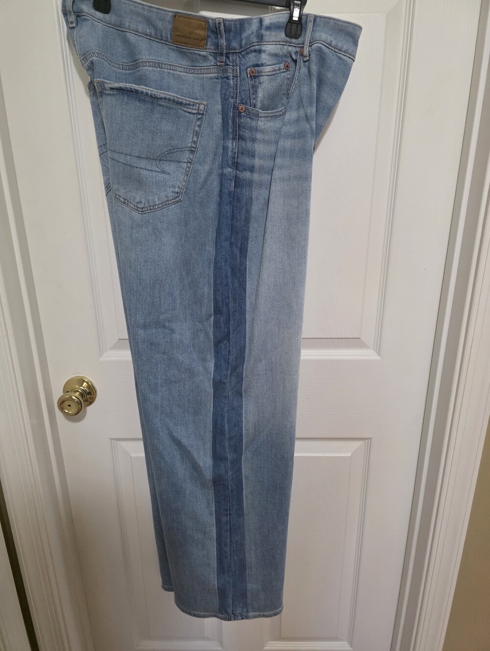 American Eagle Outfitters Light Wash Wide-Leg Jeans High Rise - Picture 5 of 5